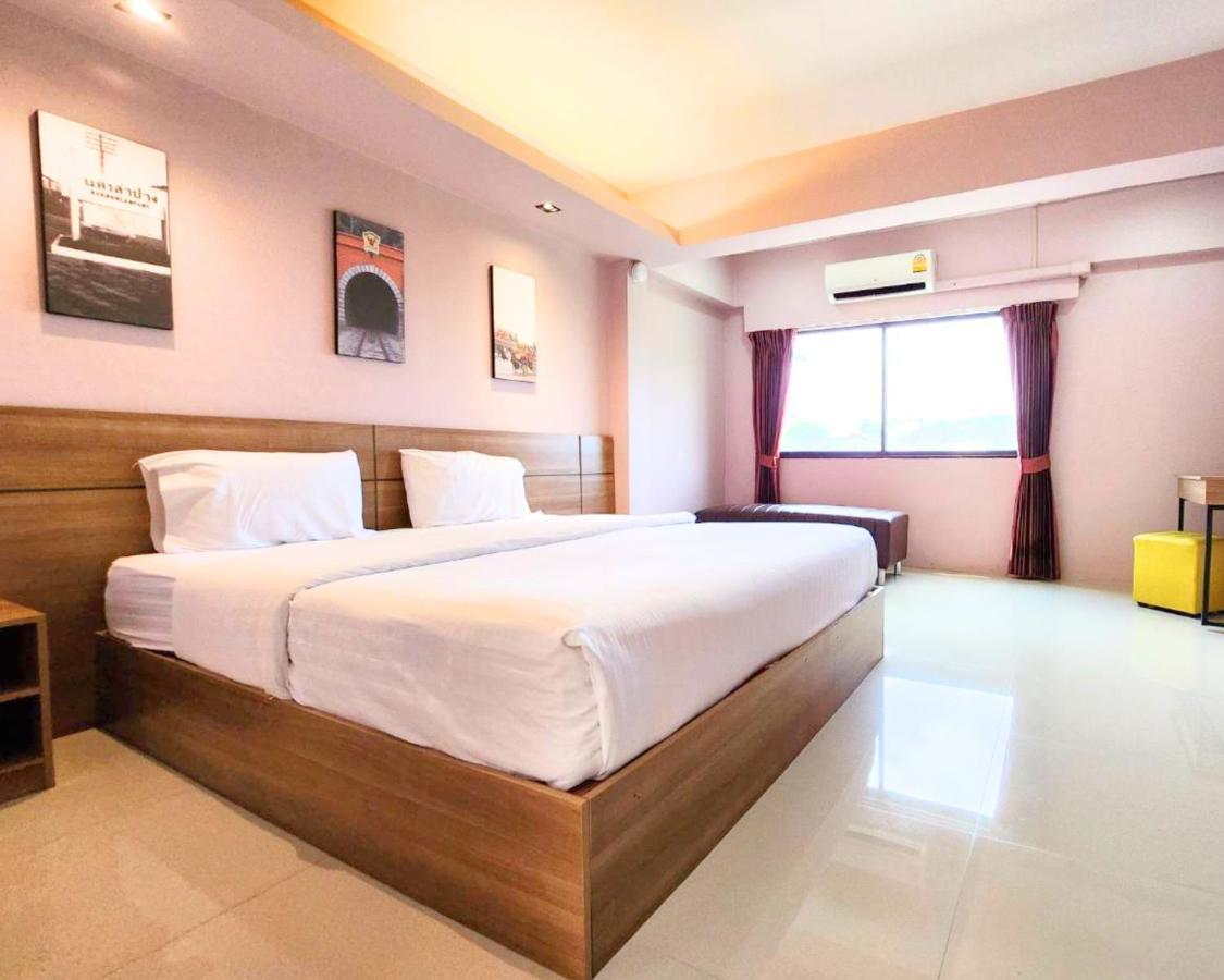 Airbest Gemtree Lampang Hotel מראה חיצוני תמונה