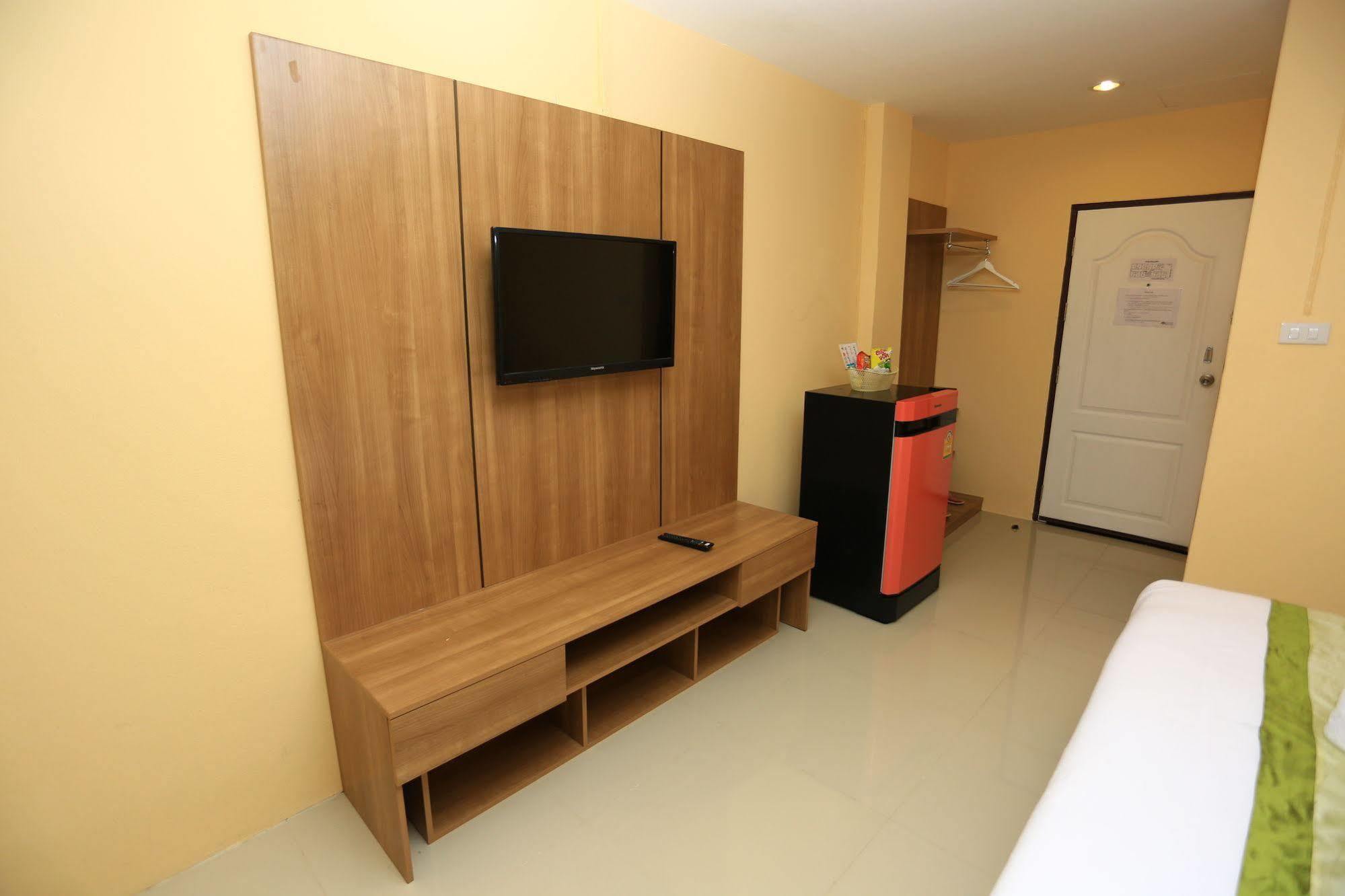Airbest Gemtree Lampang Hotel מראה חיצוני תמונה