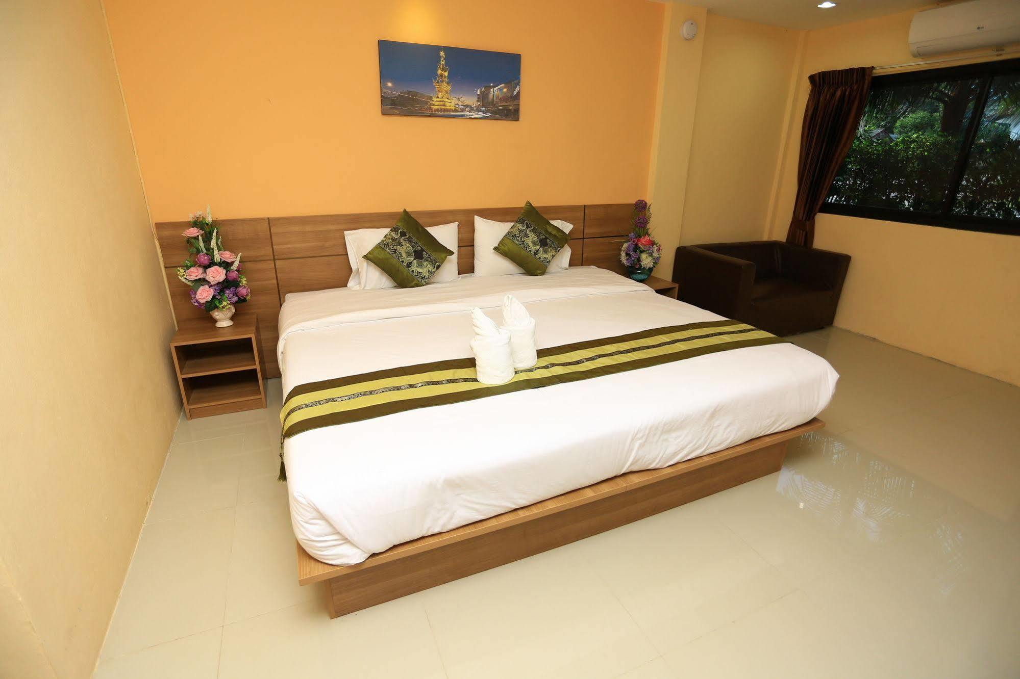 Airbest Gemtree Lampang Hotel מראה חיצוני תמונה